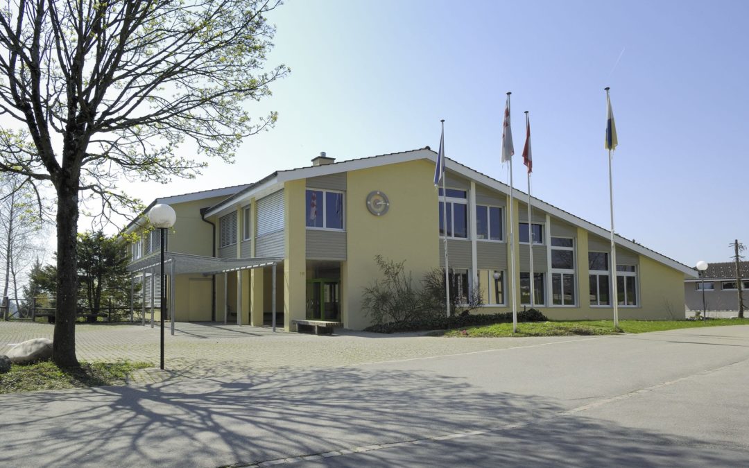 Schulhaus Hadlikon, Aussensanierung und Innere Umbauten, 8340 Hinwil